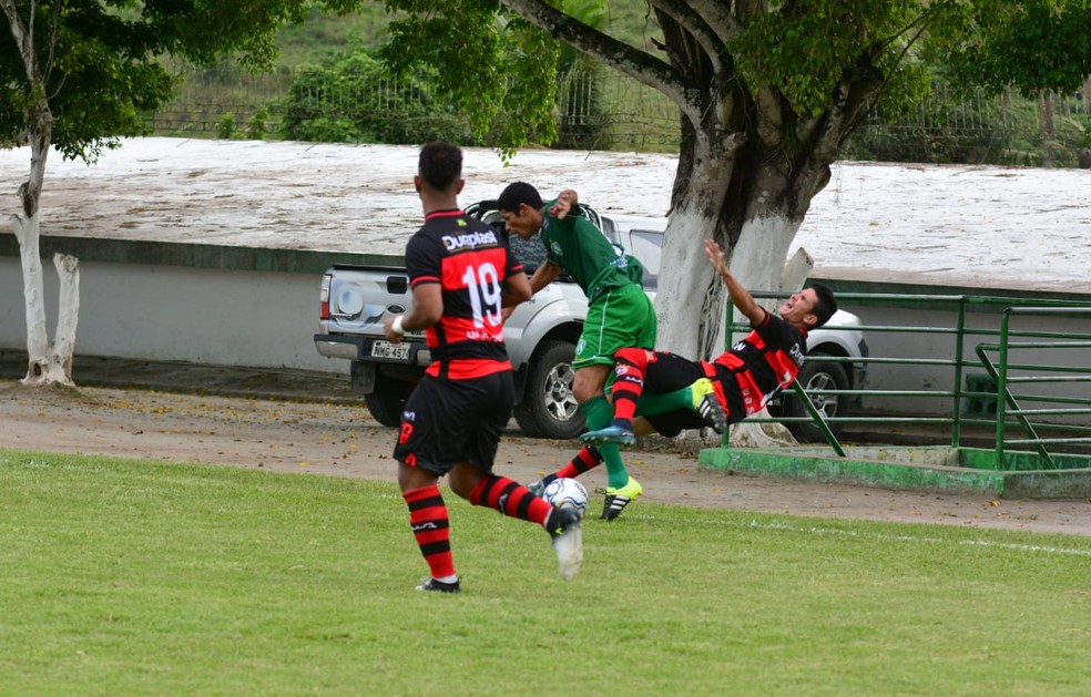 Murici perdeu em casa (Foto: JaÃ­lson ColÃ¡cio/Ascom Murici)