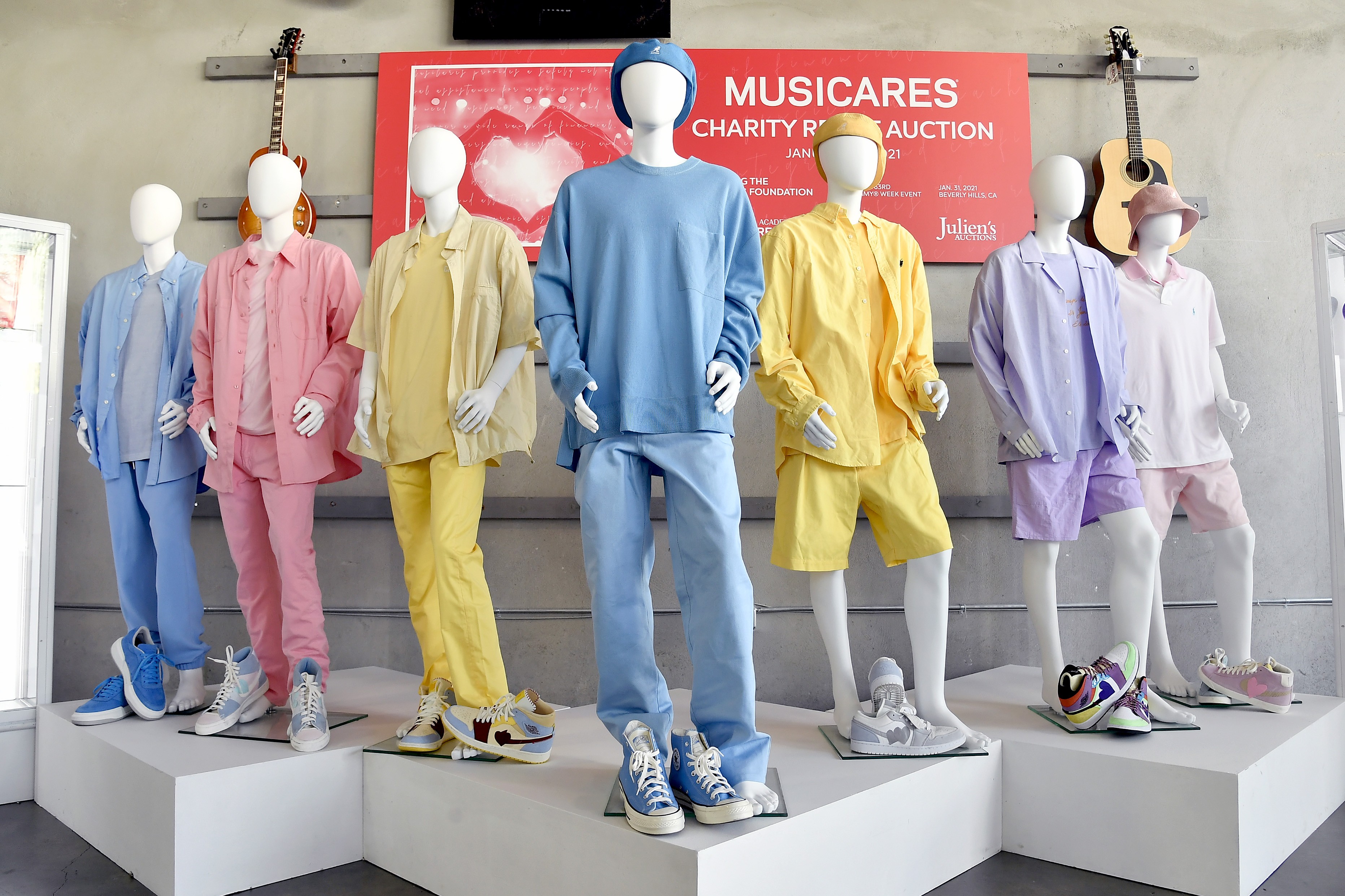 Valores arrecadados com as peças do grupo BTS serão enviados ao MusiCares (Foto: Getty Images)