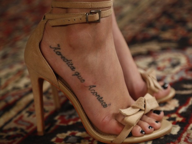 A 2ª tatuagem da atriz foi uma homenagem à família (Foto: Raphael Dias/Gshow)
