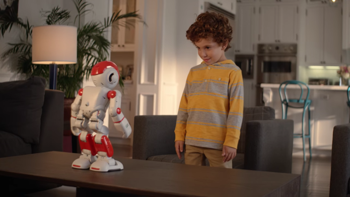 Robô interage com seus donos usando voz e gestos (Foto: Divulgação)
