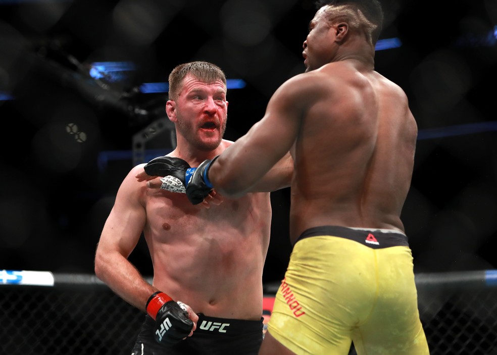 Stipe Miocic não deu chances para Francis Ngannou (Foto: Getty Images)