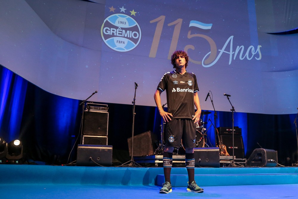 Grêmio estreia terceiro uniforme na Libertadores e encara o Atlético Tucumán todo de preto