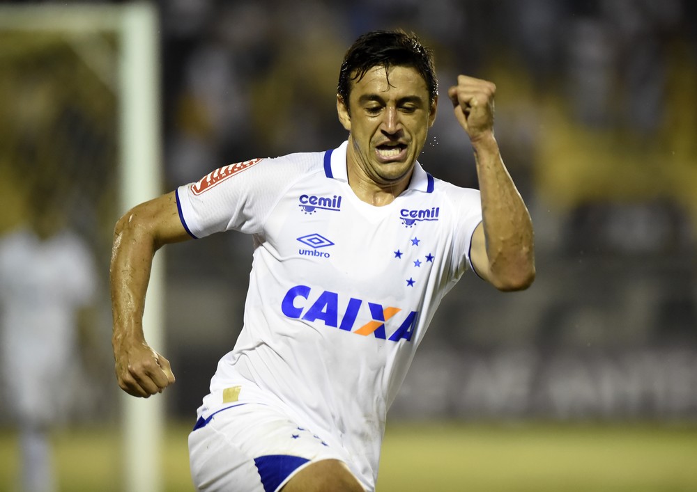 Robinho faz auto avaliação sobre desempenho no Brasileiro: Muito ruim