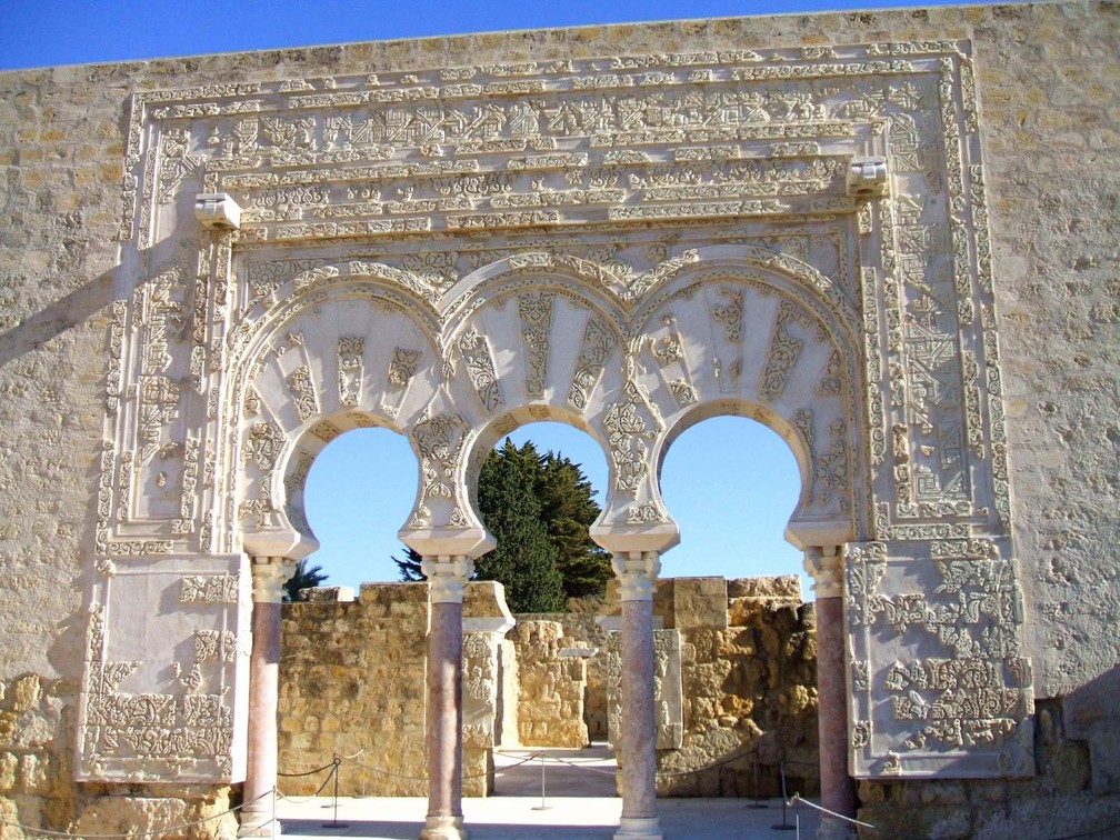 Concebida para ser deslumbrante: assim o califa Abderramão 3º imaginou Medina Azahara — Foto: Wikimedia/Zarateman