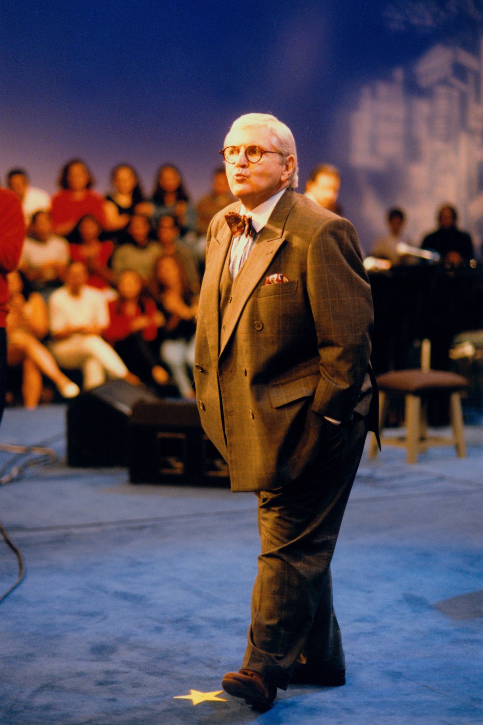 Jô Soares em setembro de 1996 durante as gravações do 'Jô Soares, Onze e Meia', programa exibido pelo SBT de 1988 a 1999 — Foto: Paulo Pinto/Estadão Conteúdo