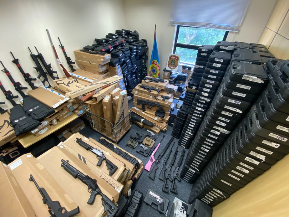 PF apreende cerca de mil armas em operação