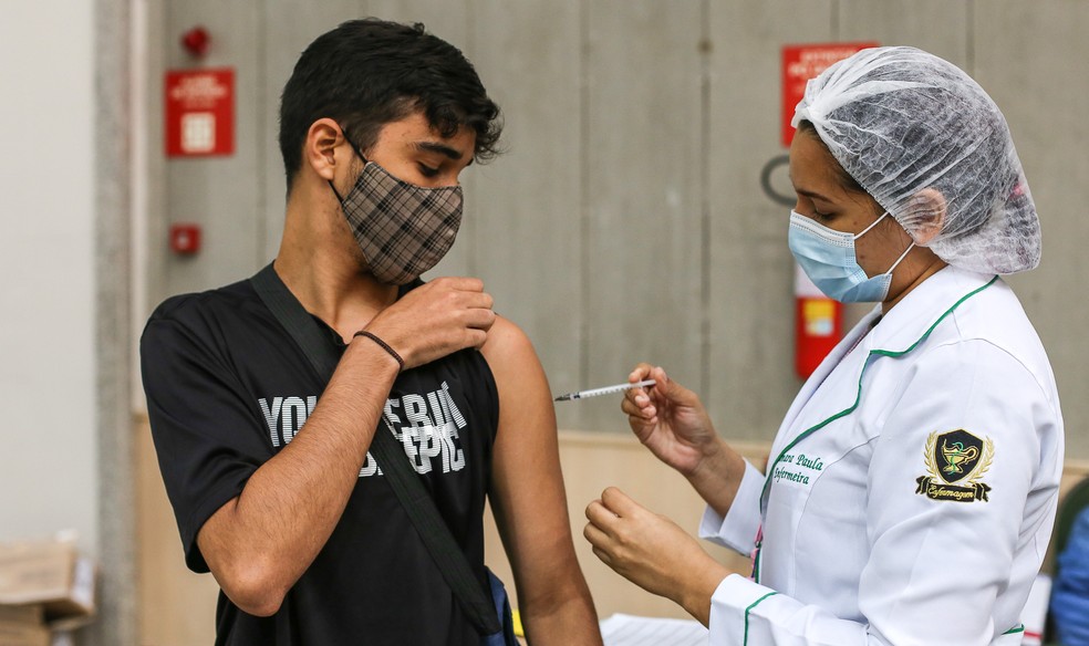 Vacinação continua nos mais de 100 centros de vacinação na capital. — Foto: Divulgação/Prefeitura de Fortaleza