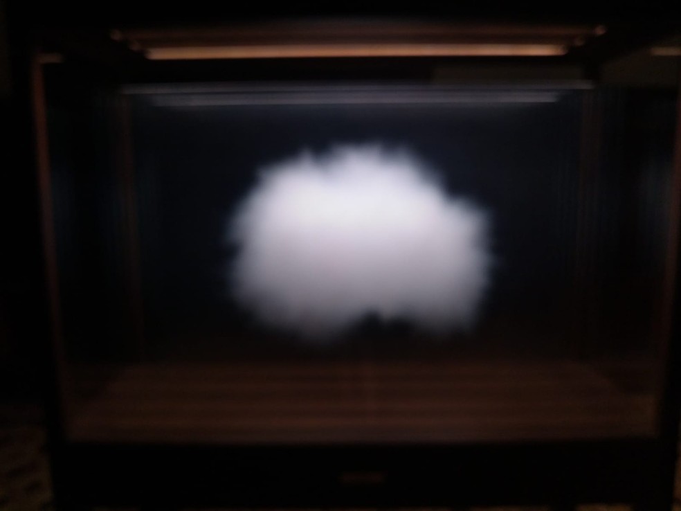 whatsapp-image-2021-09-20-at-15.28.37 Piscina que não molha e nuvem em caixa estão em exposição do CCBB que brinca com absurdos