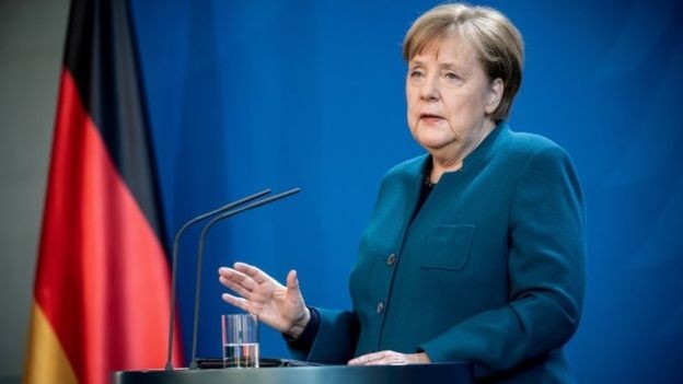 O governo alemão tem buscado evitar uma quarentena, mas criou medidas de distanciamento social (Foto: Getty Images via BBC)