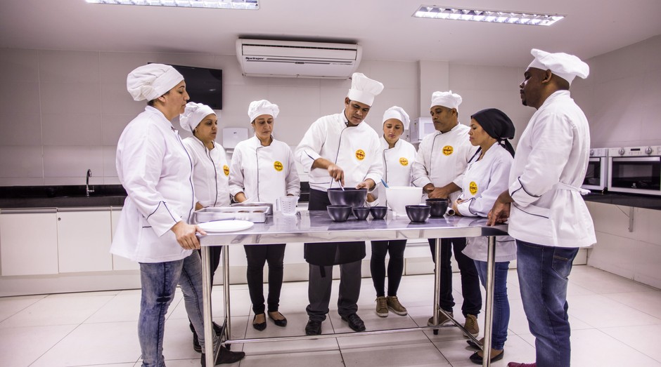 Os cursos oferecidos pelo Instituto Gourmet possuem preços acessíveis, a partir de R$ 499. (Foto: Fábio Seixo )