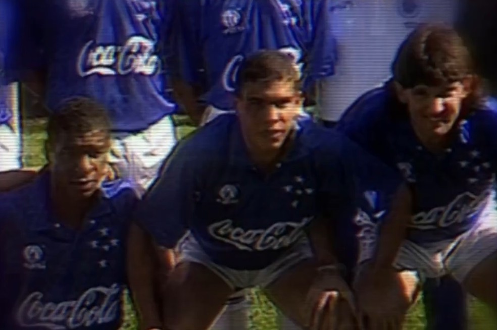 Cruzeiro celebra os 29 anos da estreia de Ronaldo Fenômeno pelo time; relembre