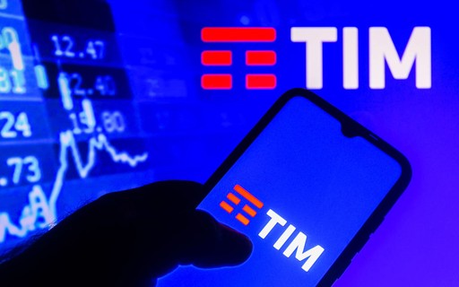Televendas TIM  Descubra como assinar os planos TIM por telefone