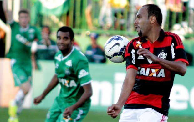 Lédio vê falta de qualidade no Fla e cita Alecgol: Foi reserva no Vasco