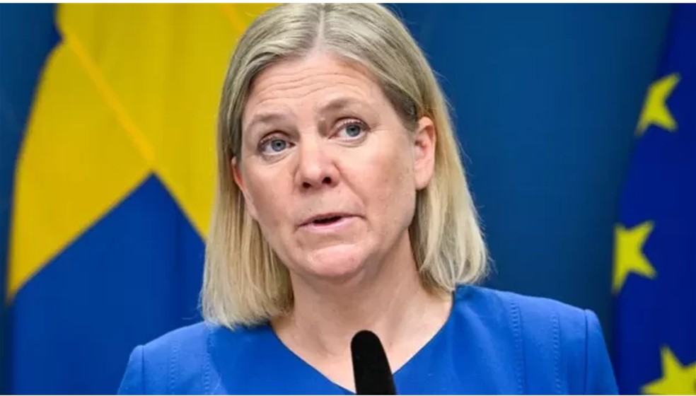 A premiê sueca Magdalena Andersson ao falar dos planos de adesão de seu país à Otan — Foto: Getty Images/Via BBC