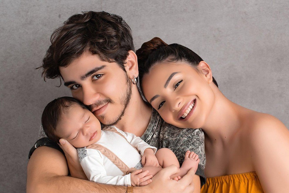 Joao Fernandes Relembra Avenida Brasil E Fala Da Experiencia De Ser Pai Aos 20 Anos Sabia Que Seria Dificil Famosos Gshow