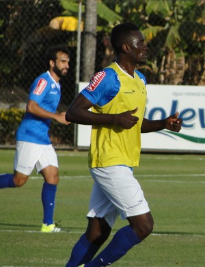 Novos parças: Joel elogia técnica de Arrascaeta e velocidade de Marinho