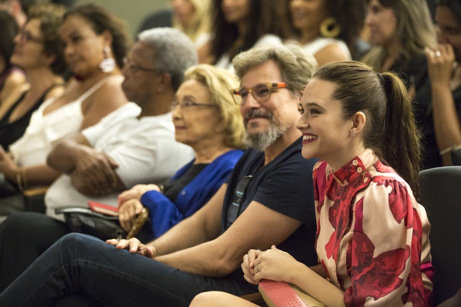 'O Tempo NÃ£o Para': workshop reÃºne elenco e equipe da nova novela das 7