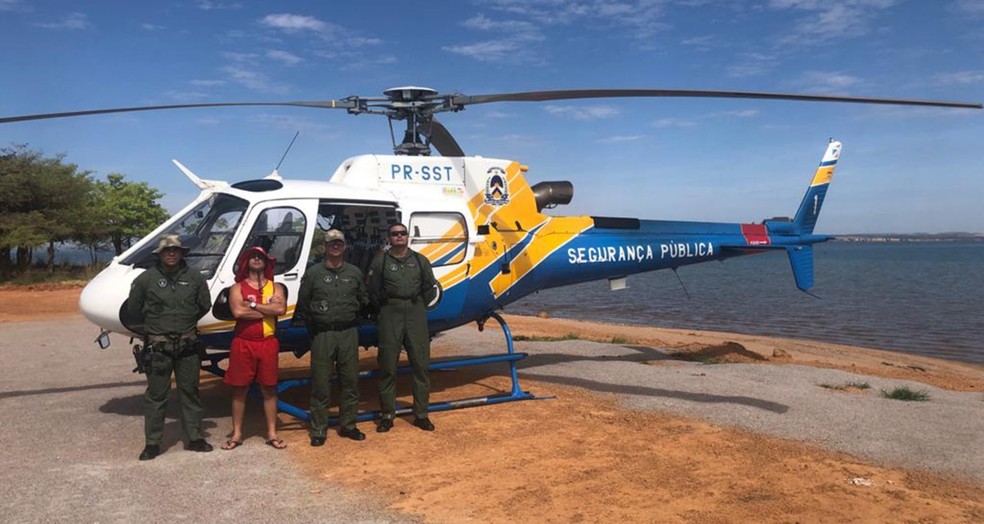 Helicóptero do CIOPAER auxiliou nas buscas por corpo no lago de Palmas — Foto: Divulgação