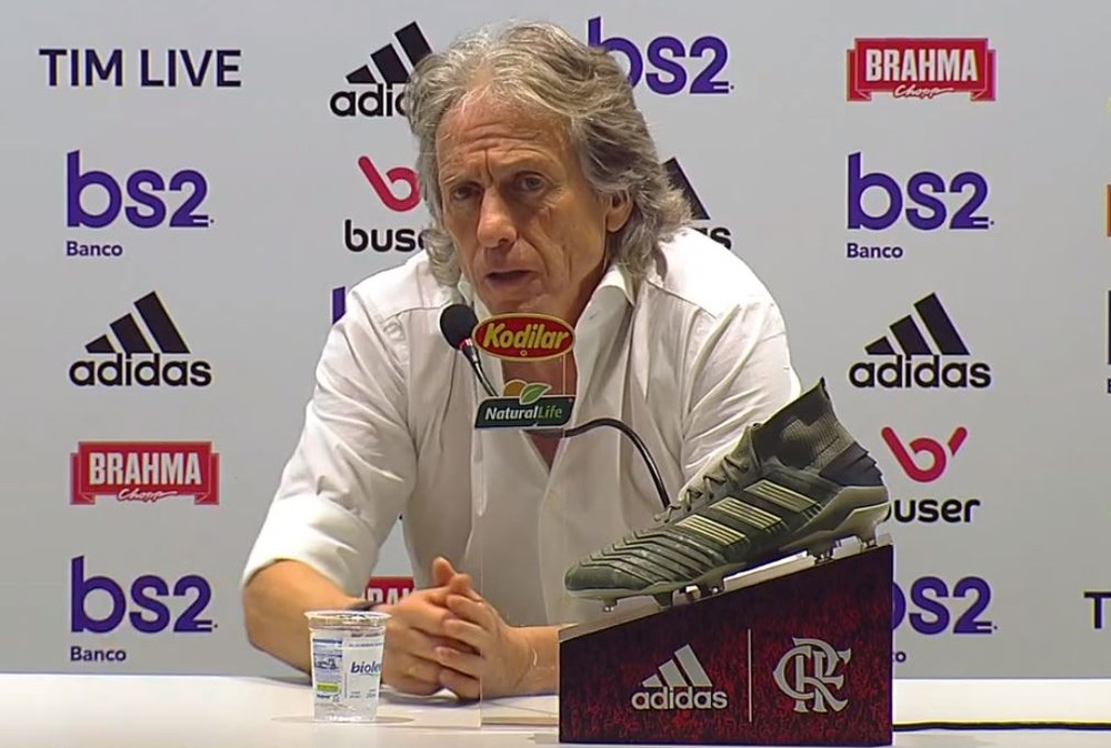 Jorge Jesus admira o espetáculo, mas ressalta: empate amargo
