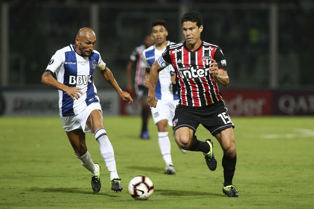 Hernanes não desacredita de vaga e projeta evolução física pra volta