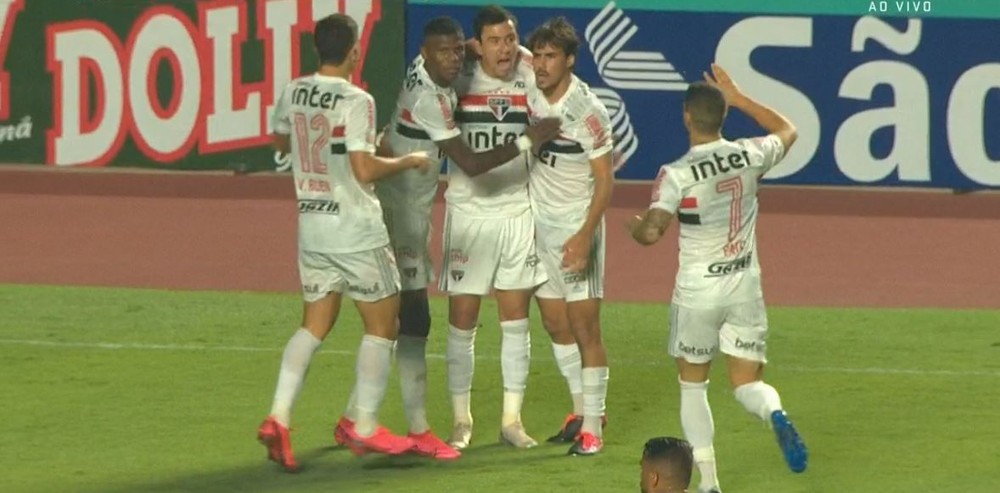 Nota dos Jogadores: Pablo entra no intervalo, faz dois gols e decide a virada no clássico