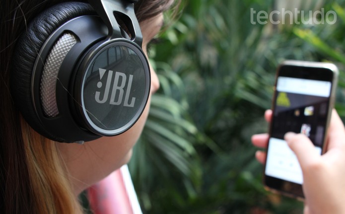 JBL Synchrios S400BT (6) (Foto: Luciana Maline/TechTudo)