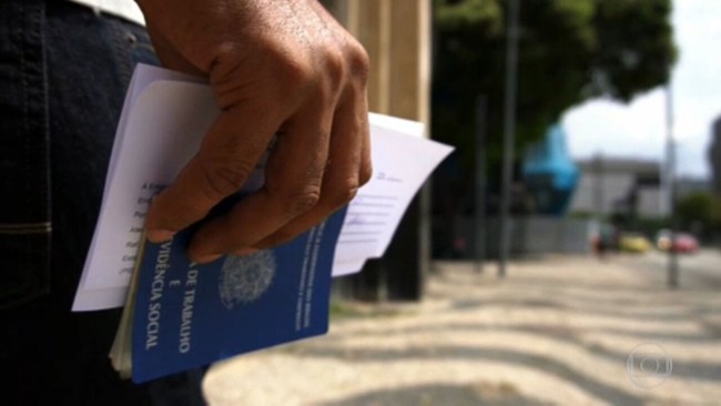 Número de empregos formais criados em 2020 cai quase à metade após revisão do Ministério do Trabalho