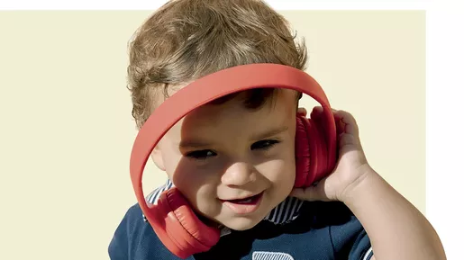 Sociedade de Pediatria faz alerta ao uso exagerado de fones de ouvido pelas crianças