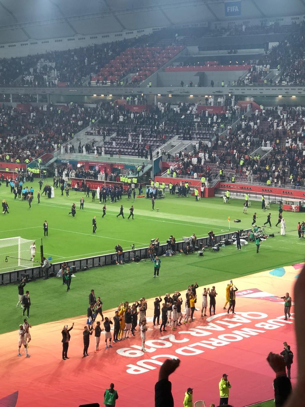 Flamengo deixa Doha de cabe&ccedil;a erguida e apoiado pela torcida &mdash; Foto: Cah&ecirc; Mota/GloboEsporte.com