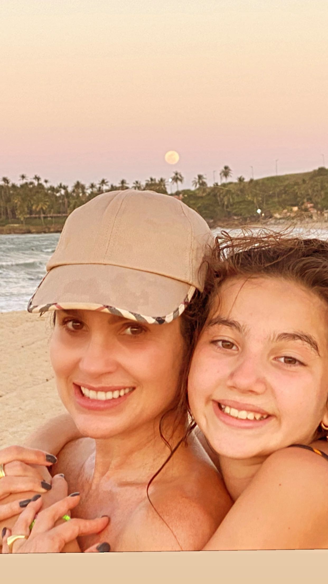 FLávia Alessandra e a filha caçula, Olívia (Foto: Reprodução/Instagram)