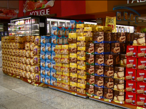 Panetones em supermercado de Campinas (SP) (Foto: Reprodução/ EPTV)