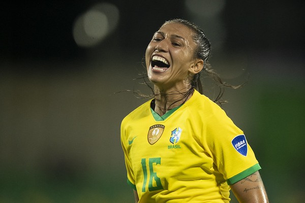A craque Bia Zaneratto é um dos destaques da seleção brasileira na Copa América de Futebol Feminino (Foto: Thais Magalhães / CBF)