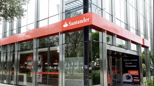 Santander provisiona R$ 1,1 bi de Americanas e UBS já vê safra fraca de balanços