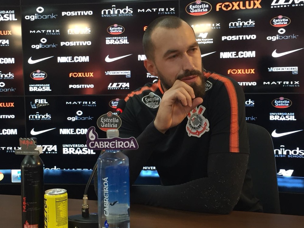 Walter, do Corinthians, elogia Diego Alves e lembra de especulação sobre o Flamengo: Só conversa