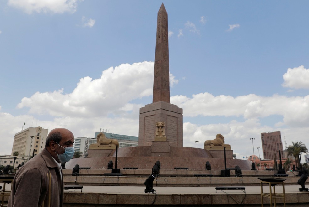 Imagem de 03 de abril de 2021 do obelisco de Ramsés II, no Cairo, que foi renovado — Foto: Mohamed Abd El Ghany/Reuters