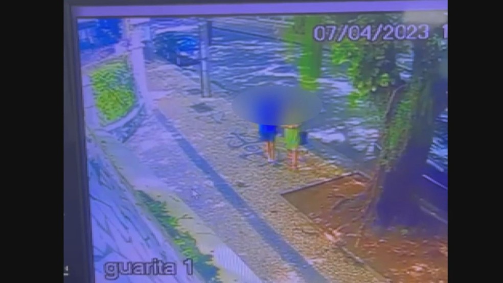 Casal furta condom&iacute;nio em &aacute;rea nobre de Salvador; c&acirc;meras de seguran&ccedil;a registraram a&ccedil;&atilde;o &mdash; Foto: Acervo pessoal