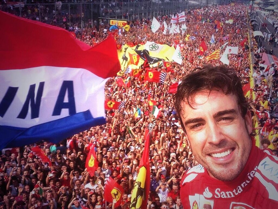 Grazie! Antes de seu Ãºltimo GP da ItÃ¡lia, Alonso lembra selfie no pÃ³dio de Monza