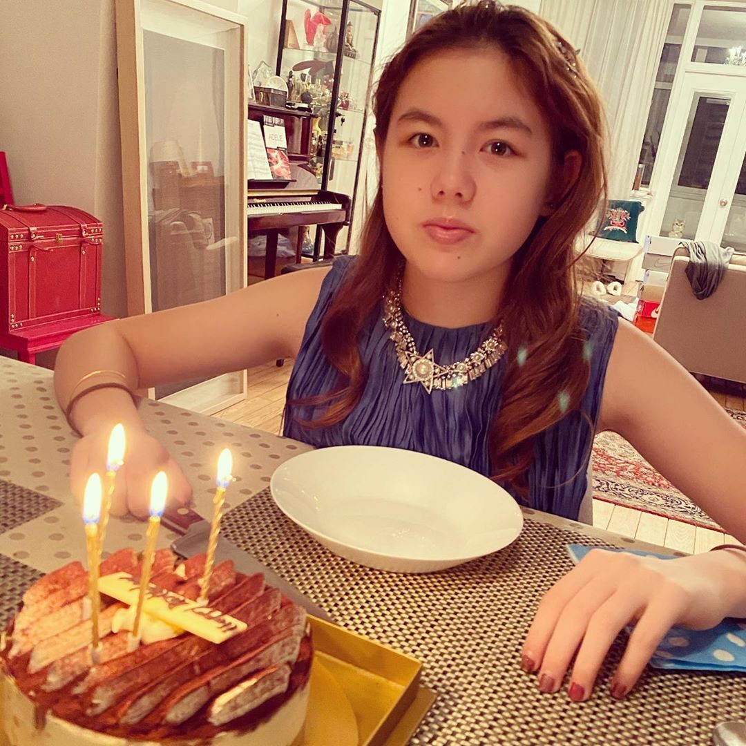 Angelica Cheung (Foto: Reprodução/ Instagram)