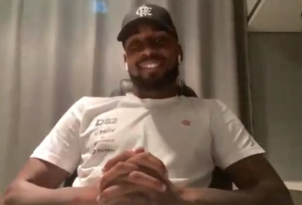Gerson durante entrevista para a FlaTV — Foto: Reprodução