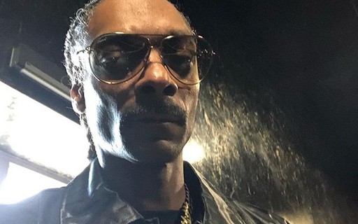 Snoop Dogg comove fãs com mensagem após morte de neto recém-nascido:  "Confie em Deus" - Monet | Celebridades