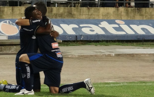 Em jogo de cinco gols, CSA vence o Corinthians-AL no Estádio Rei Pelé