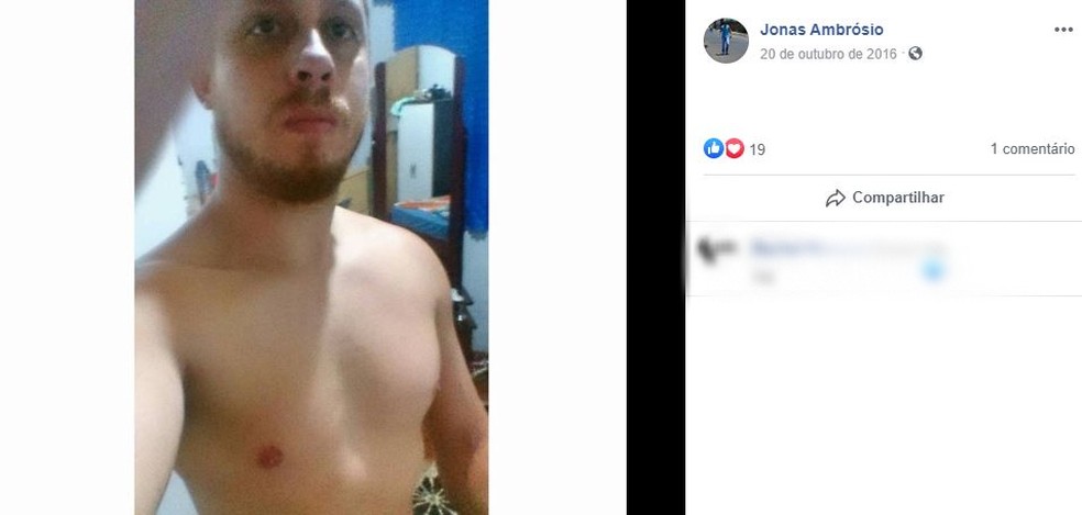 Homem morre ap&oacute;s atirar contra a pr&oacute;pria barriga em Dourado &mdash; Foto: Redes Sociais