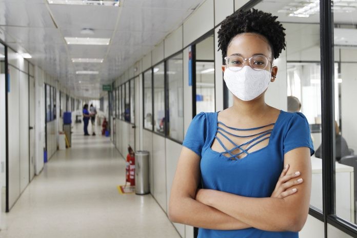 Programa 'Partiu Estágio' oferece 4.704 vagas para estudantes universitários na Bahia; confira