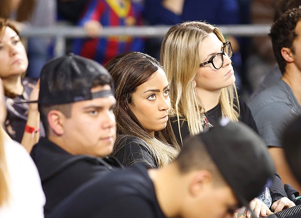 Em Barcelona Neymar E Rafaella Santos Viram Sensação Em