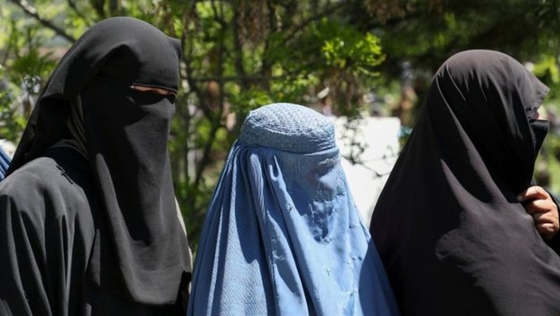 No regime do Talebã as mulheres são obrigadas a cobrir todo o corpo (Foto:  )