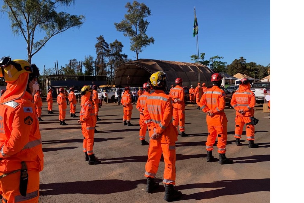 Bombeiros Retomam As Buscas Em Brumadinho Apos 5 Meses De Suspensao Dos Trabalhos 11 Vitimas Seguem Desaparecidas Minas Gerais G1
