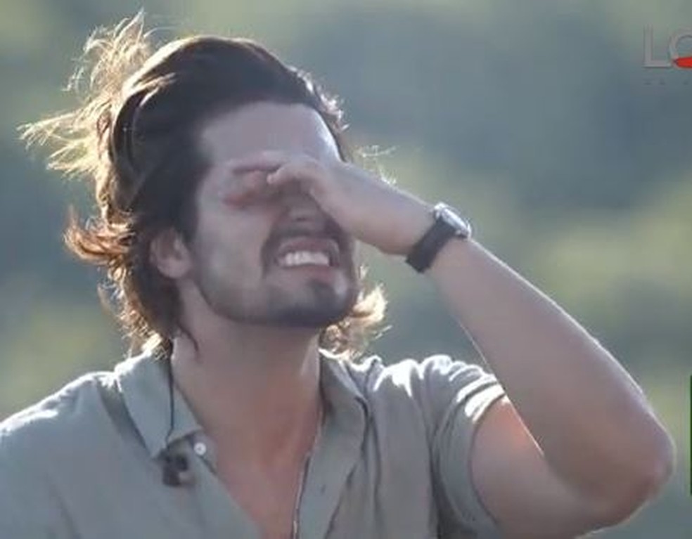 Luan Santana se emociona em live no Pantanal — Foto: Reprodução/Internet