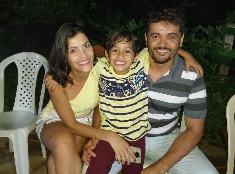 Samuel mora com os pais Simone e Amilton, na cidade de Caetité, no sudoeste da Bahia — Foto: Arquivo Pessoal