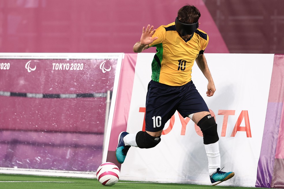 Ricardinho na final do futebol de 5 das Paralimpíadas — Foto: Buda Mendes/Getty Images