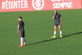 Inter, Eduardo Sasha, Ariel (Foto: Tomás Hammes / GloboEsporte.com)